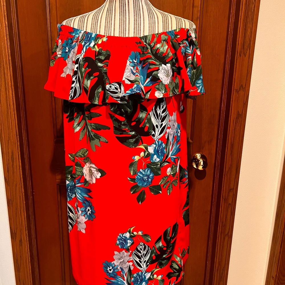 Vince Camuto Off-Shoulder Dress
